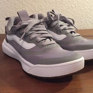 Vans Ultrarange in grey and white